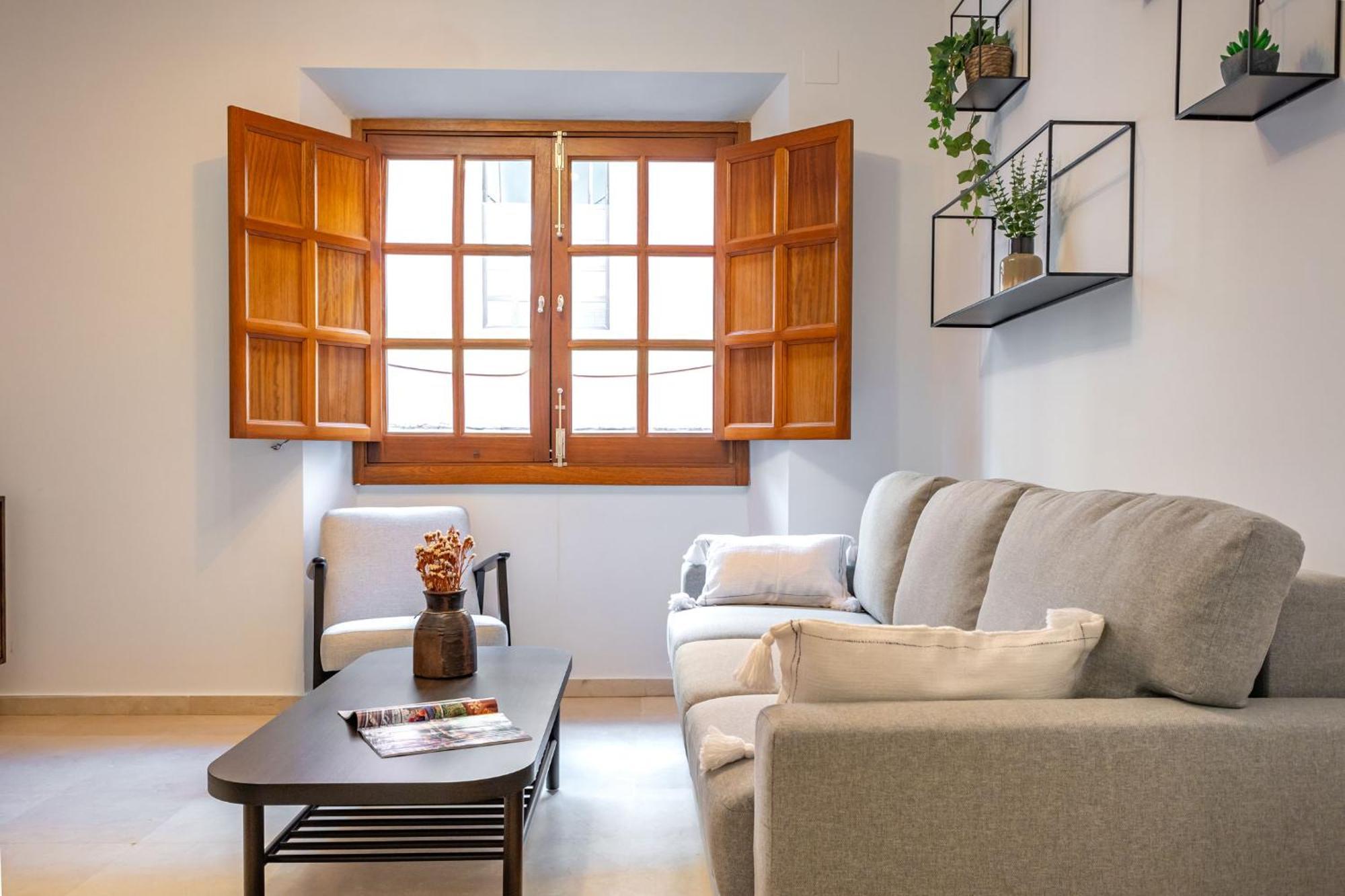 Charming 2 Bedroom Apartment At San Marcos Plaza By Ocityzen Sevilla Bagian luar foto