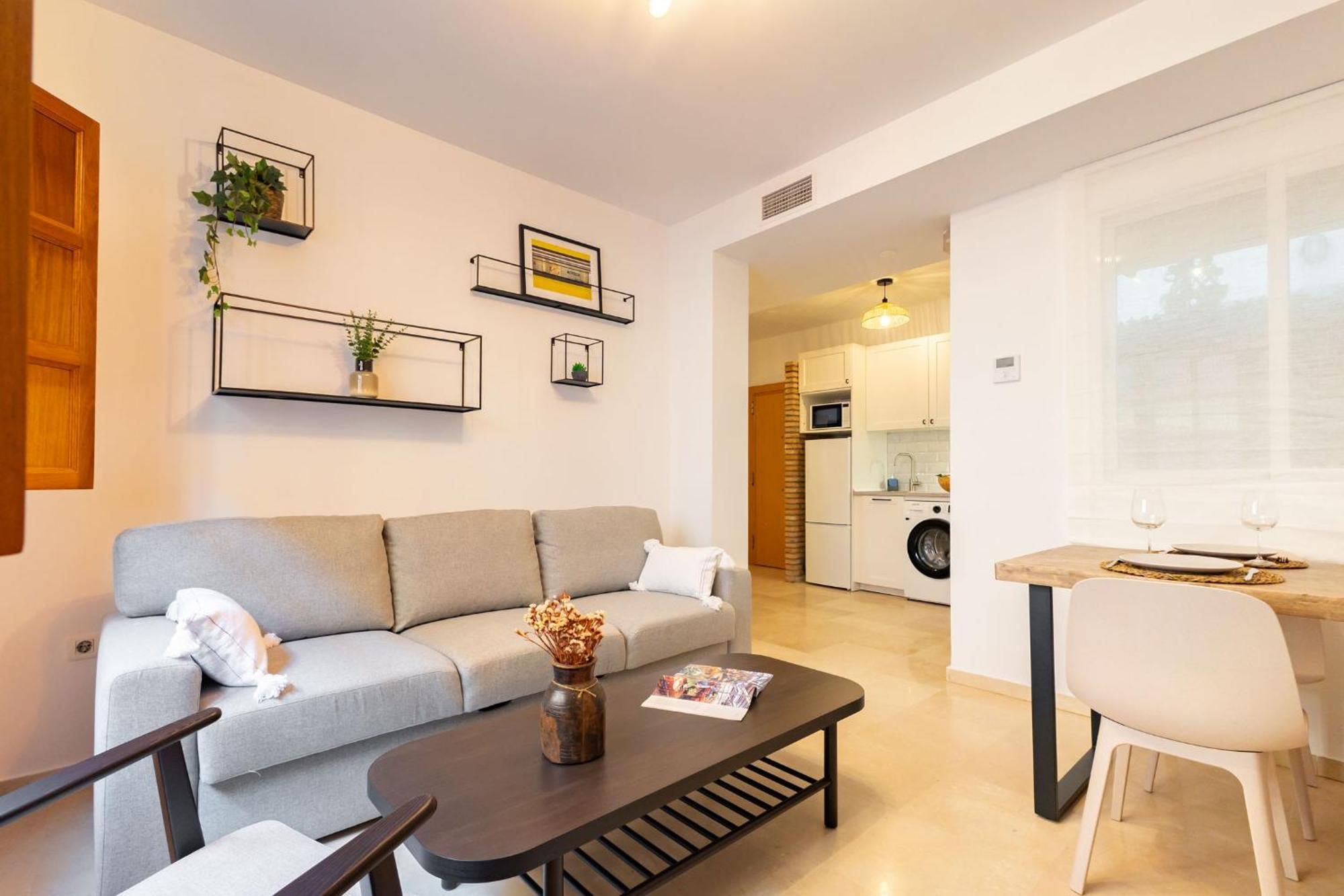 Charming 2 Bedroom Apartment At San Marcos Plaza By Ocityzen Sevilla Bagian luar foto
