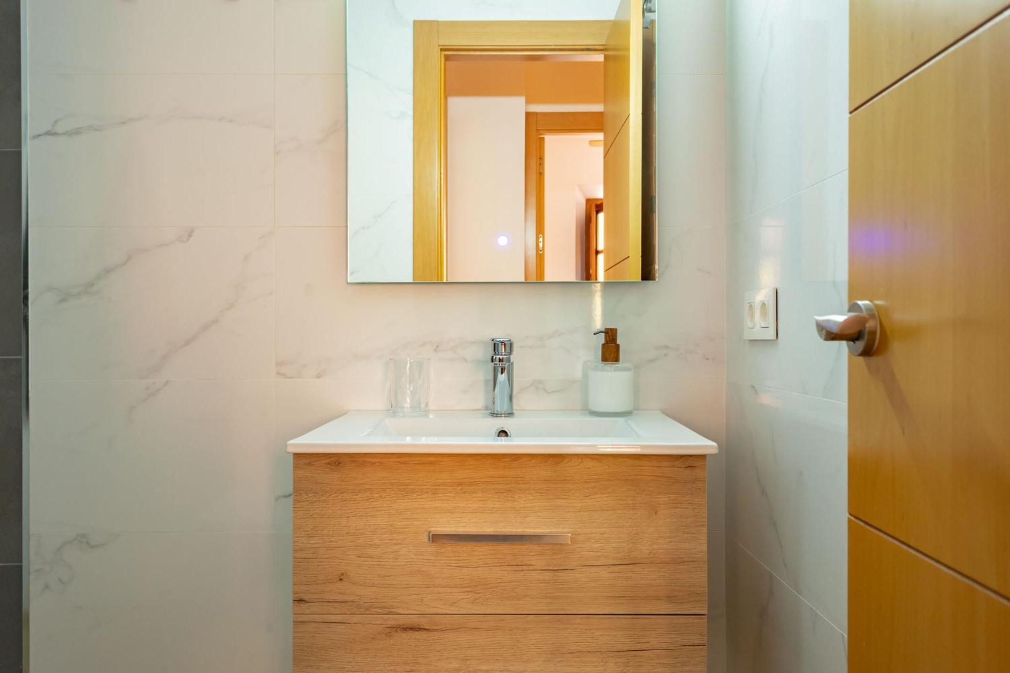 Charming 2 Bedroom Apartment At San Marcos Plaza By Ocityzen Sevilla Bagian luar foto