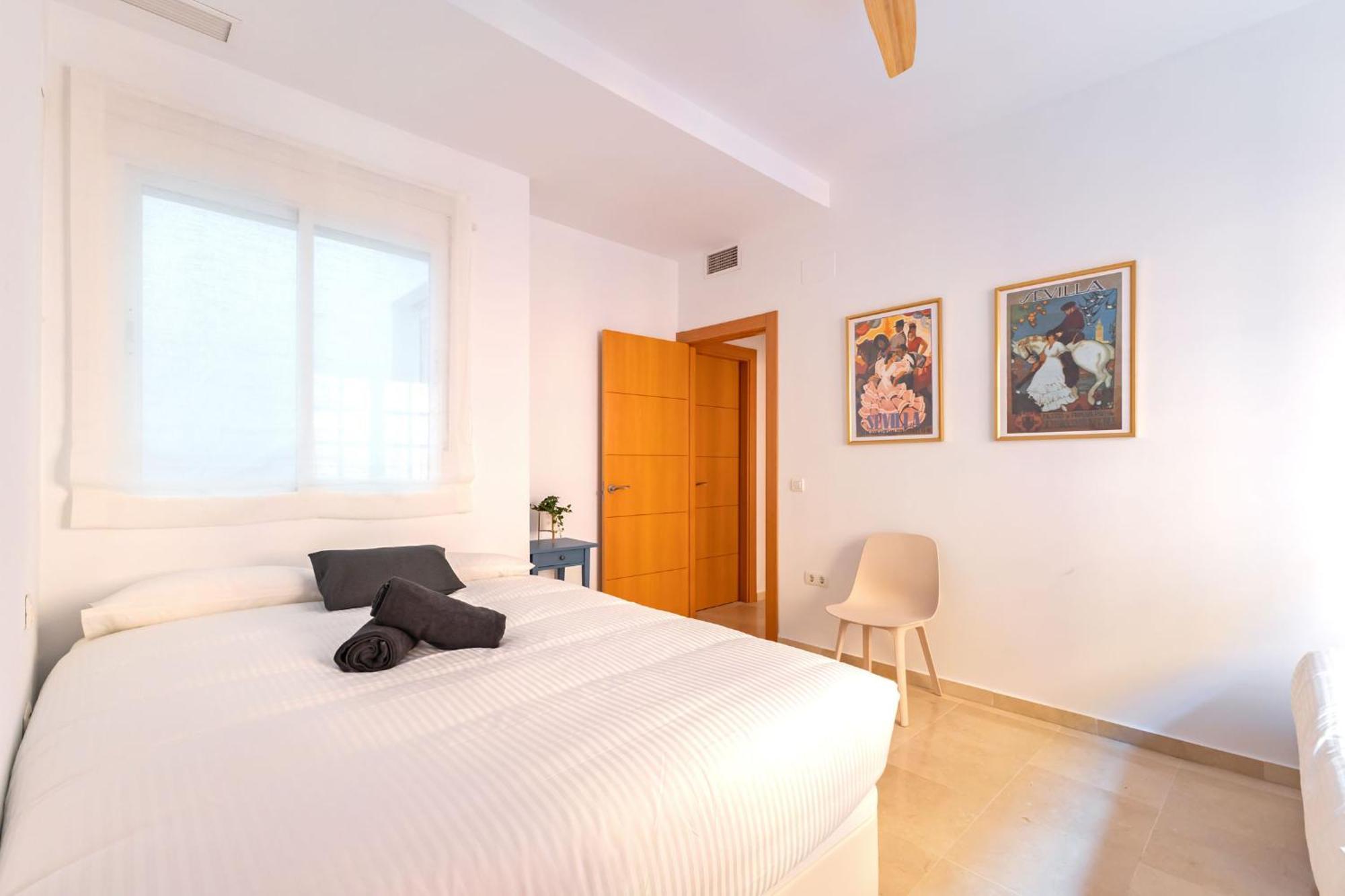 Charming 2 Bedroom Apartment At San Marcos Plaza By Ocityzen Sevilla Bagian luar foto
