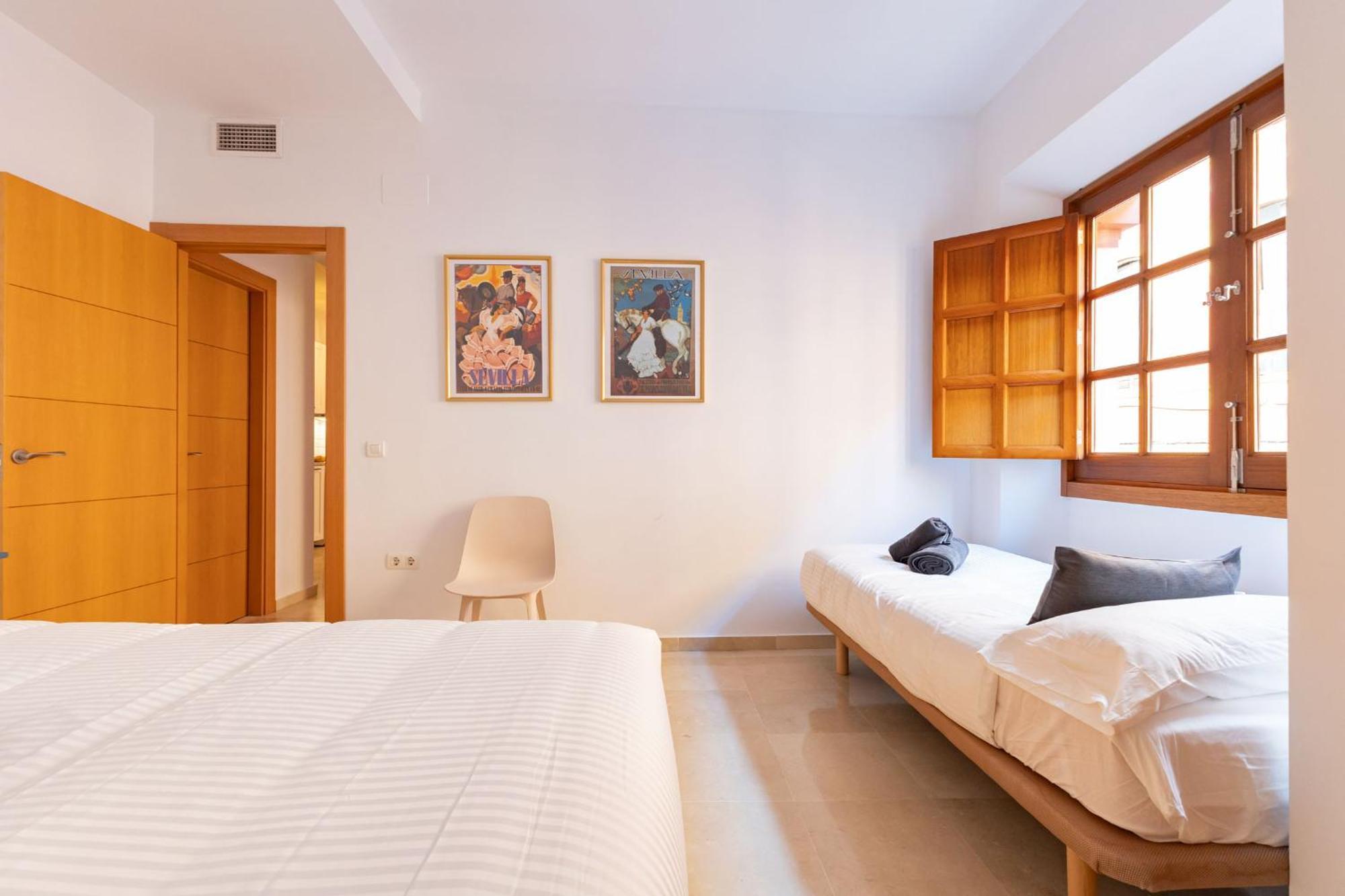 Charming 2 Bedroom Apartment At San Marcos Plaza By Ocityzen Sevilla Bagian luar foto