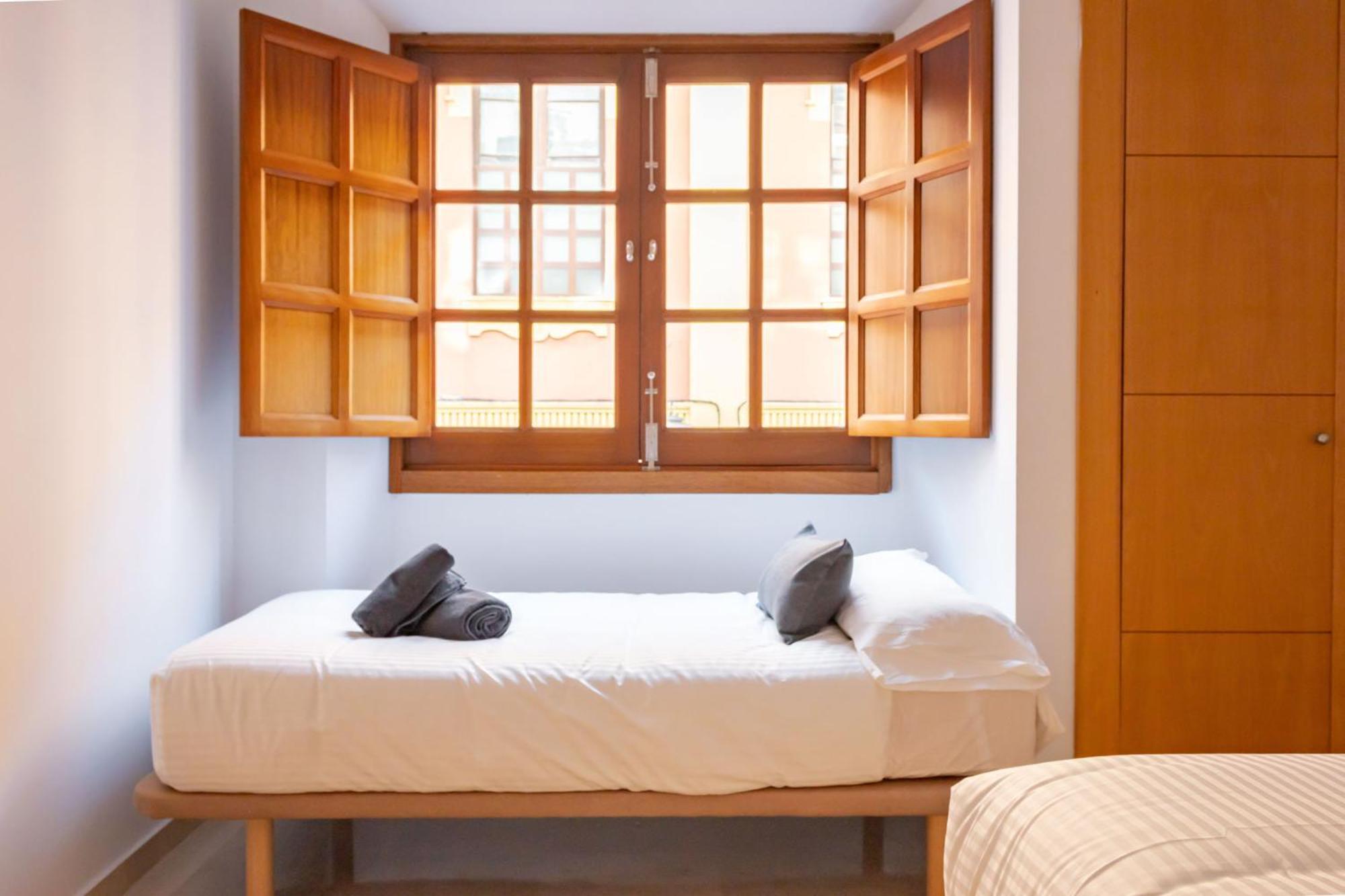 Charming 2 Bedroom Apartment At San Marcos Plaza By Ocityzen Sevilla Bagian luar foto